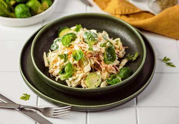 Рецепт «Коул слоу с&nbsp;брюссельской капустой»