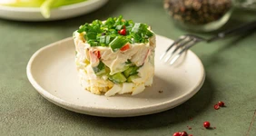 Крабовый салат с&nbsp;огурцом