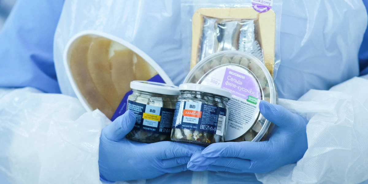 Попробуйте море на&nbsp;вкус: как солят рыбу для&nbsp;ВкусВилла