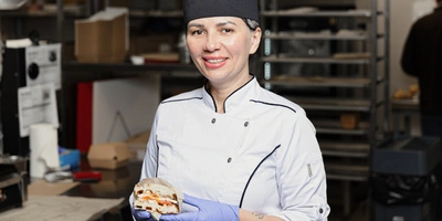 Горячая еда с&nbsp;доставкой на&nbsp;дом или в&nbsp;офис: всё о&nbsp;проекте Сгоряча от&nbsp;ВкусВилла