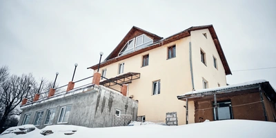 Этот дом на&nbsp;фабрике служит офисом и&nbsp;местом для&nbsp;отдыха