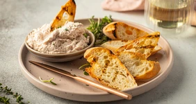 Мусс из&nbsp;тунца и&nbsp;крем-чиза