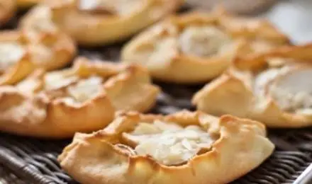 Рецепт «Лодочки с&nbsp;грушей»