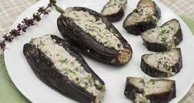 Баклажаны с&nbsp;орехами