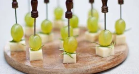 Канапе с&nbsp;мологой