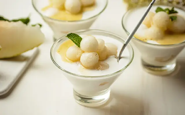 Панна-котта кокосовая с&nbsp;дыней