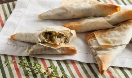 Рецепт «Закусочные пирожки с&nbsp;овощной начинкой»