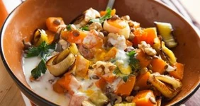 Салат с&nbsp;тыквой и&nbsp;чечевицей