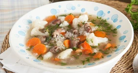 Овощной суп с&nbsp;сердечками