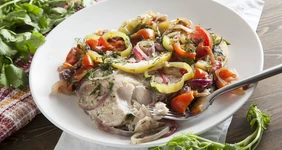 Сазан с&nbsp;ароматными овощами 