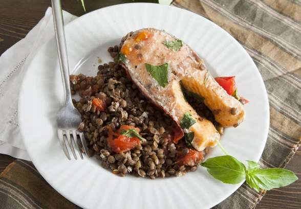 Рецепт «Форель с&nbsp;чечевицей в&nbsp;фольге»