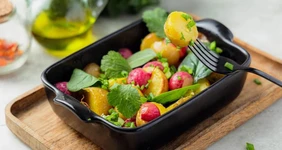 10 неожиданных рецептов из&nbsp;овощей — от&nbsp;запечённого редиса до&nbsp;карпаччо из&nbsp;кабачка