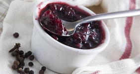 Брусничный соус к&nbsp;мясу