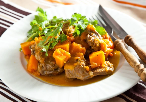 Рецепт «Рагу из&nbsp;баранины с&nbsp;тыквой и&nbsp;курагой»