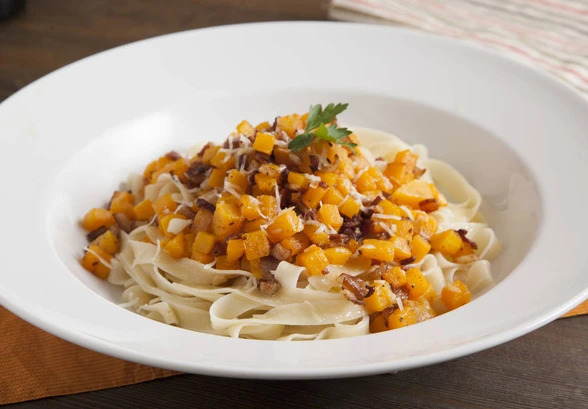 Рецепт «Паста с&nbsp;тыквой и&nbsp;беконом»