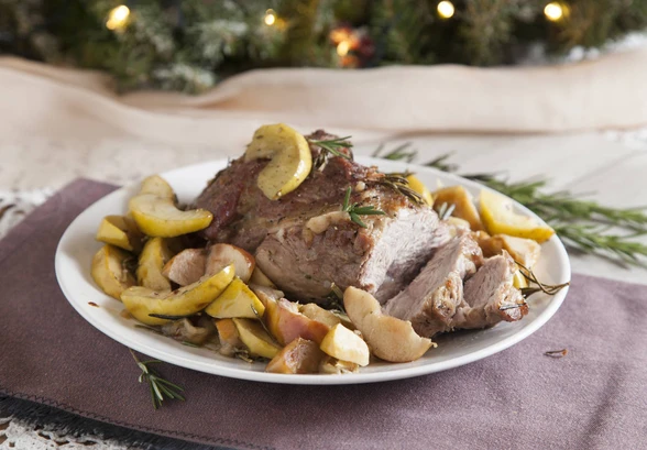 Рецепт «Свинина с&nbsp;розмарином, яблоками и&nbsp;сидром»