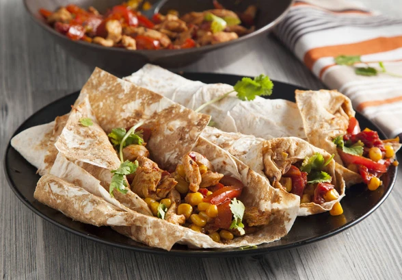 Рецепт «Рулеты с&nbsp;курицей в&nbsp;мексиканском стиле»