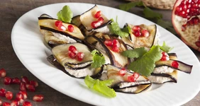 Баклажаны с&nbsp;орехами по-грузински