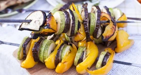 Овощные шашлычки 