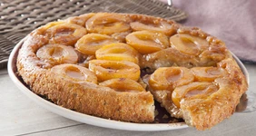 Пирог с&nbsp;абрикосами на&nbsp;ржаном тесте