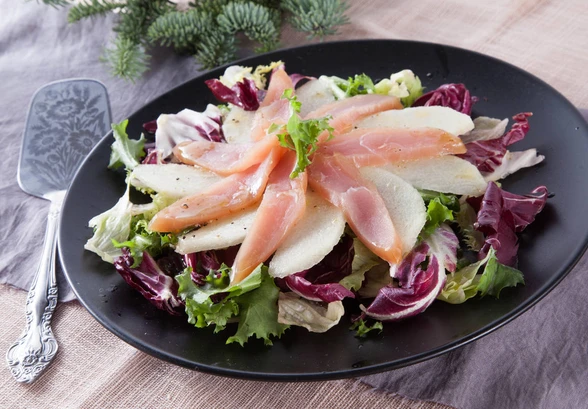 Рецепт «Салат с&nbsp;карпаччо из&nbsp;индейки и&nbsp;грушей»