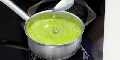 Как покрасить яйца натуральными красителями: пошаговые инструкции с&nbsp;фото