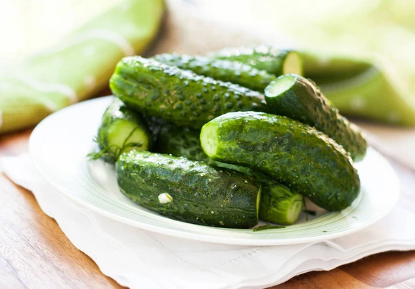 Рецепт «Быстрые малосольные огурцы»