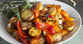 Печеные овощи с&nbsp;пряными травами