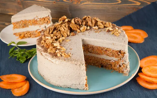 Морковный торт
