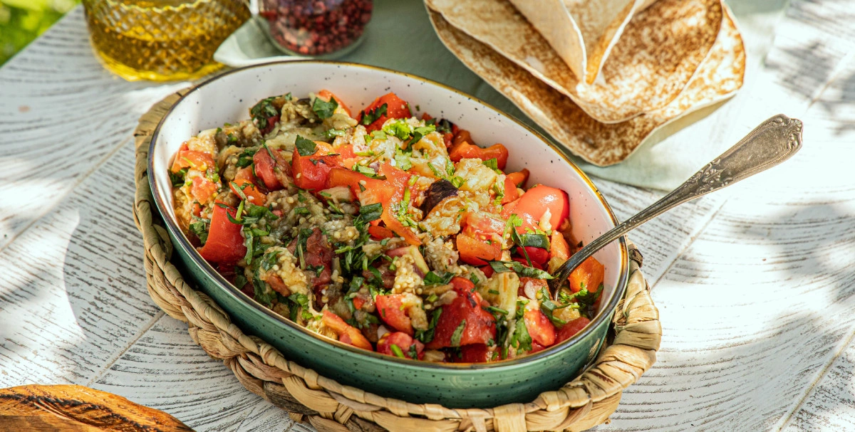 Рецепты гриль-салатов и&nbsp;закусок, которые подойдут к&nbsp;шашлыку