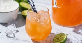 Рецепты лимонадов и&nbsp;безалкогольных коктейлей для&nbsp;летней жары