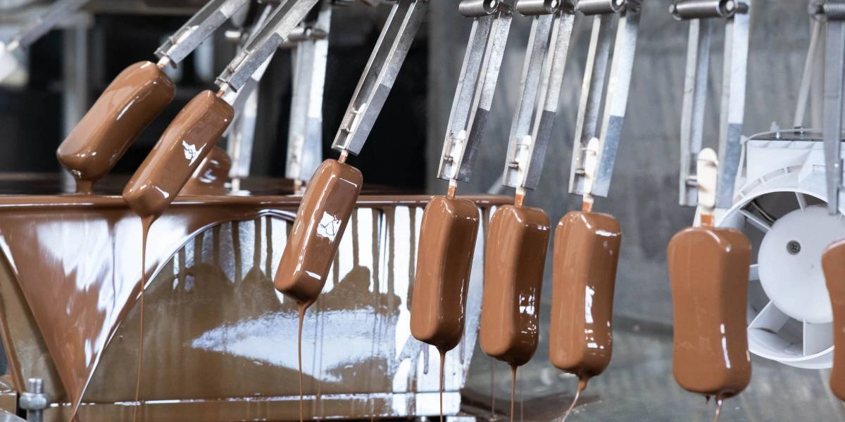 В шоколаде для&nbsp;мороженого ВкусВилла не содержится растительных жиров 