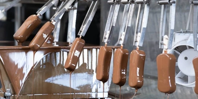 В шоколаде для&nbsp;мороженого ВкусВилла не содержится растительных жиров 