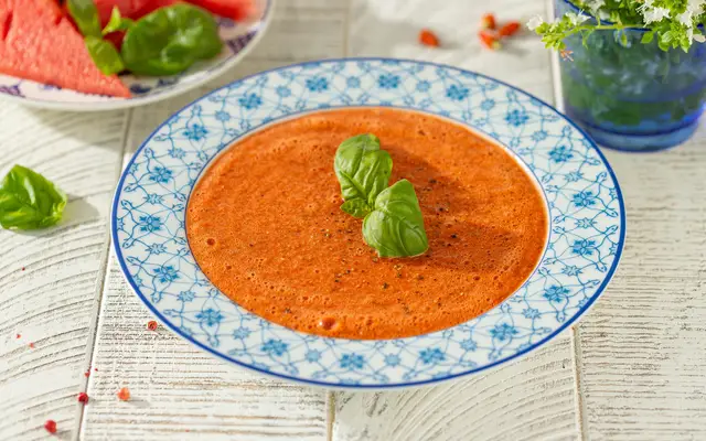 Гаспачо из&nbsp;арбуза