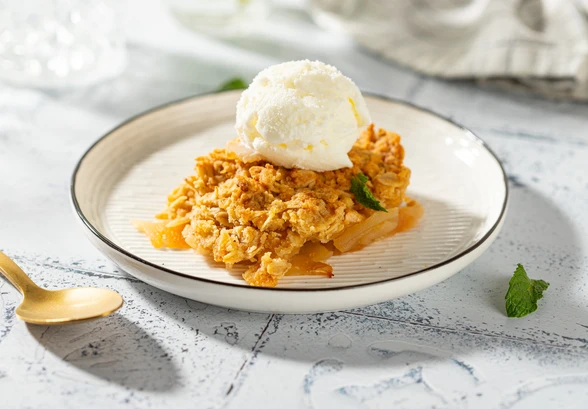 Рецепт «Яблочный крисп с&nbsp;овсянкой»