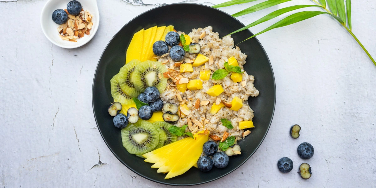 Что приготовить из&nbsp;манго: рецепты блюд, которые перенесут в&nbsp;тропики прямо сейчас