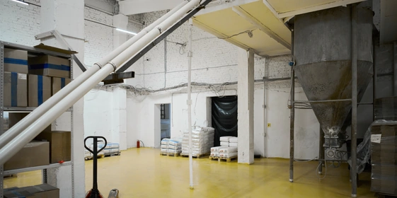 Пышная, сырная и&nbsp;с&nbsp;леопардовым бортом: как производят замороженную неаполитанскую пиццу