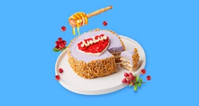 Бенто-медовик с&nbsp;брусникой и&nbsp;адвент-календарь с&nbsp;шоколадом: обзор новинок недели