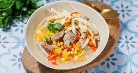 Посоле — кукурузный суп со свининой