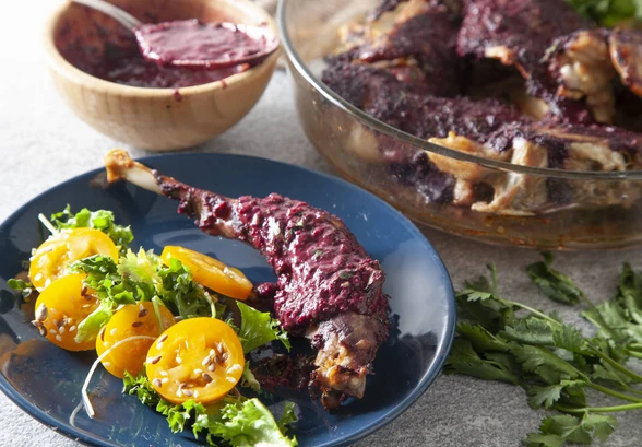 Рецепт «Цесарка с&nbsp;соусом из&nbsp;ежевики»